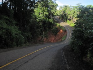 Excelent road from the shore (Carti) to Panama